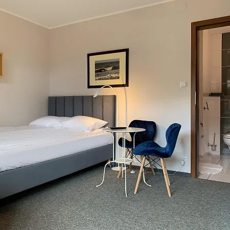 Δωμάτια σε οικογενειακή κατοικία Marlin