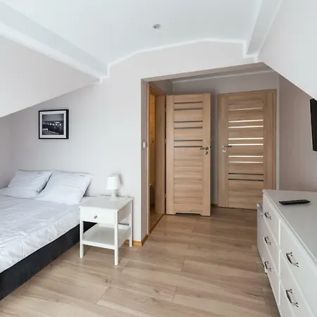 Δωμάτια σε οικογενειακή κατοικία Marlin *