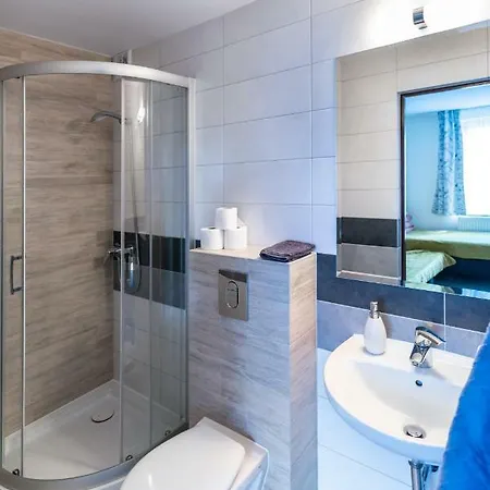 Δωμάτια σε οικογενειακή κατοικία Marlin *